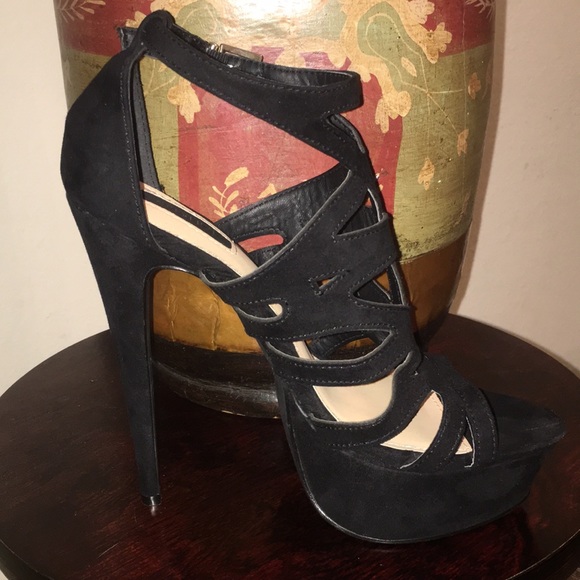 Forever 21 Heels - Picture 2 of 6